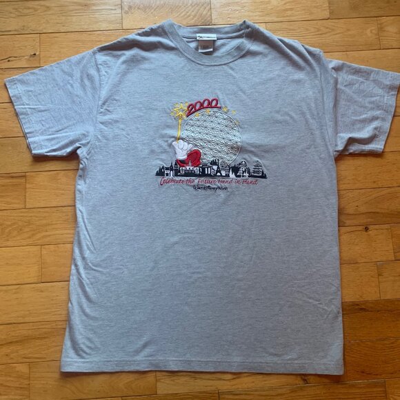 Disney EPCOT 2000 Embroidered Tee Size L Vintage - Picture 1 of 10